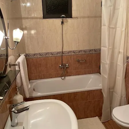 Proper 1 Apartman *